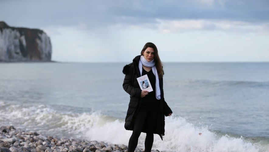 Morgane Seliman, auteure de "Il m'a volé ma vie", le 23 novembre 2015 à Veulettes-sur-Mer, en Haute Normandie