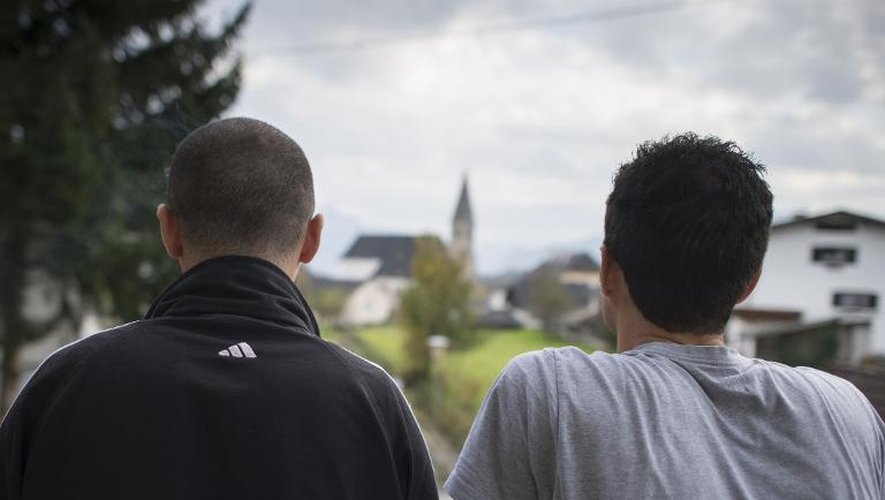 Deux demandeurs d'asile dans un foyer, le 29 octobre 2014 à Altmünster, en Autriche