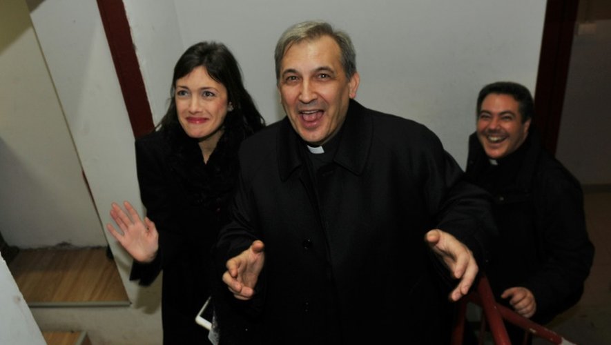 Mgr Lucio Angel Vallejo Balda (c) le 15 janvier 2014 au Vatican