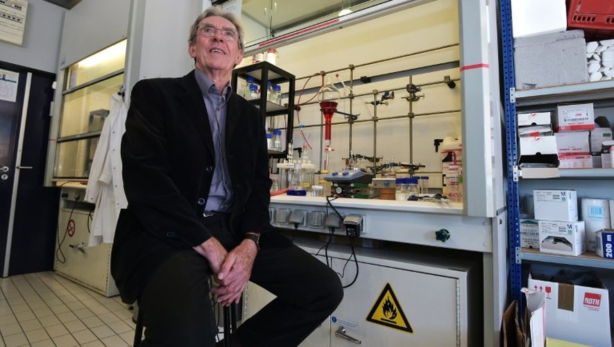 Le chimiste français Jean-Pierre sSauvage nouveau prix Nobel de chimie à l'université de Strasbourg, le 5 octobre 2016
