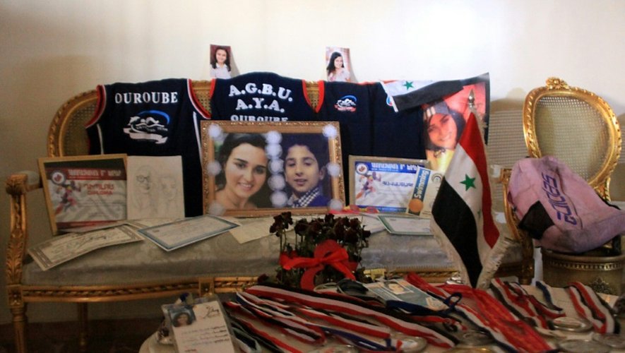 Le portrait de Mireille Hindoyan et de son frère, tués dans un bombardement à Alep, dans une photo prise le 4 octobre 2016