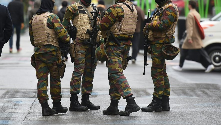 Des soldats belges dans les rues de Bruxelles, le 24 novembre 2015