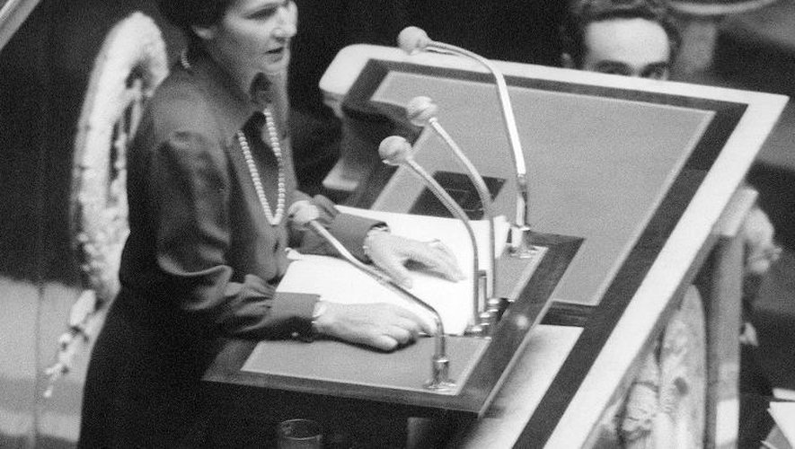 Simone Veil, alors ministre de la Santé lors d'un discours sur l'avortement à l'Assemblée nationale, le 26 novembre 1974
