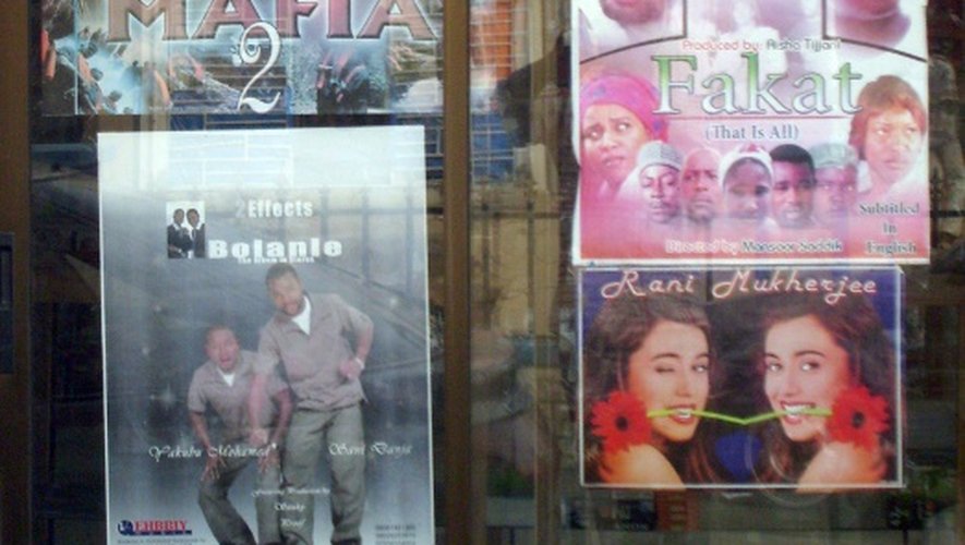 Des affiches de films produits à Kannywood, à Kano, la grande cité du nord du Nigéria, où le cinéma est sous l'étroite surveillance des religieux