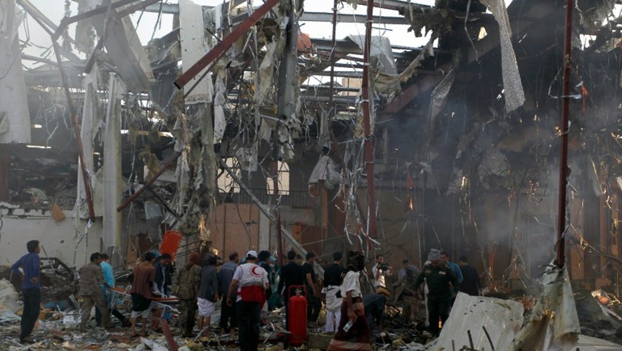 Destructions à Sanaa après des raids aériens, le 8 octobre 2016