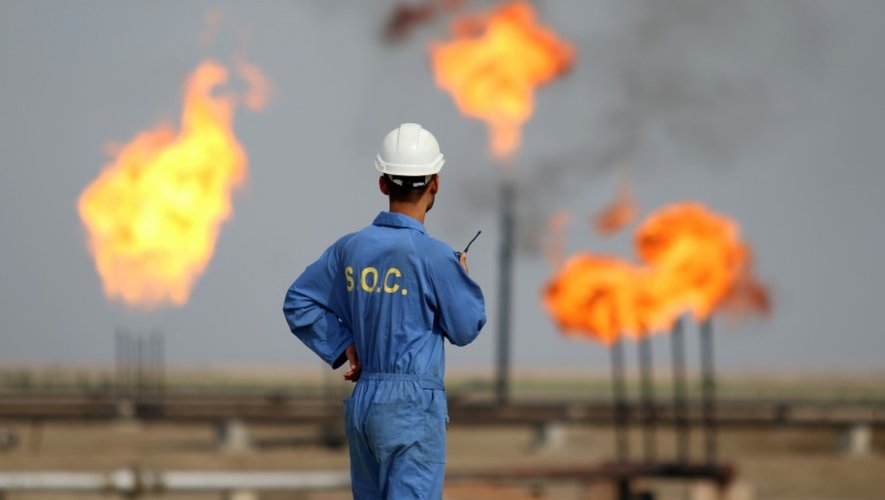 Une raffinerie de pétrole de la South Oil Company (SOC) à Nasiriyah, dans le sud de l'Irak, le 30 octobre 2015