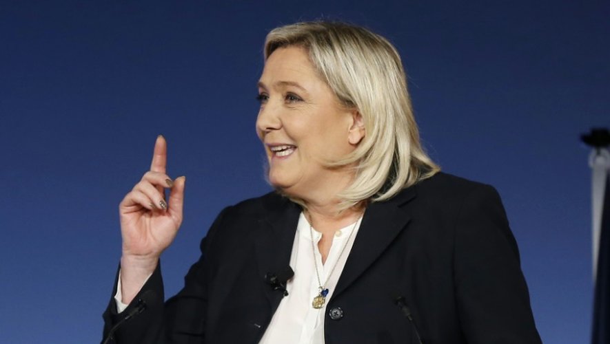 Marine Le Pen, le 27 novembre 2015 à Nice pour un meeting électoral