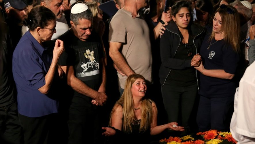 Le 9 octobre 2016, funérailles au cimetière du Mt. Herzel à Jérusalem de Yossef Kirma, un policier de 29 ans tué par Misbah Abou Sbeih, un Palestinien de Jérusalem-Est qui a été abattu par des policiers.