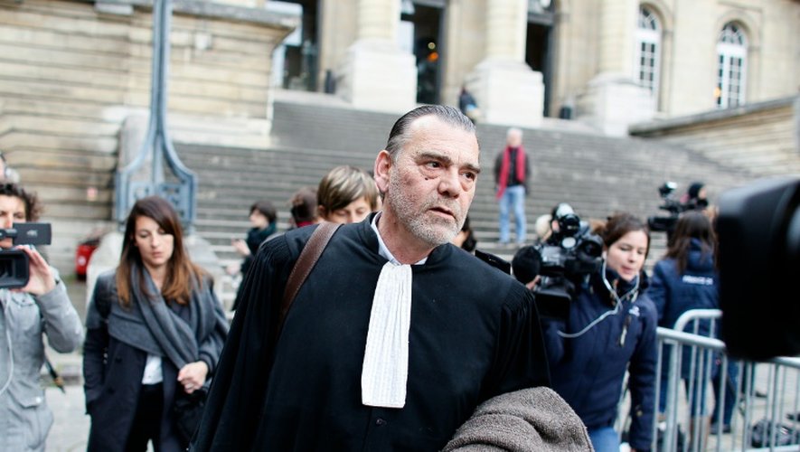 Frank Berton, l'un des avocats de Salah Abdeslam, à la sortie du palais de justice le 27 avril 2016 à Paris