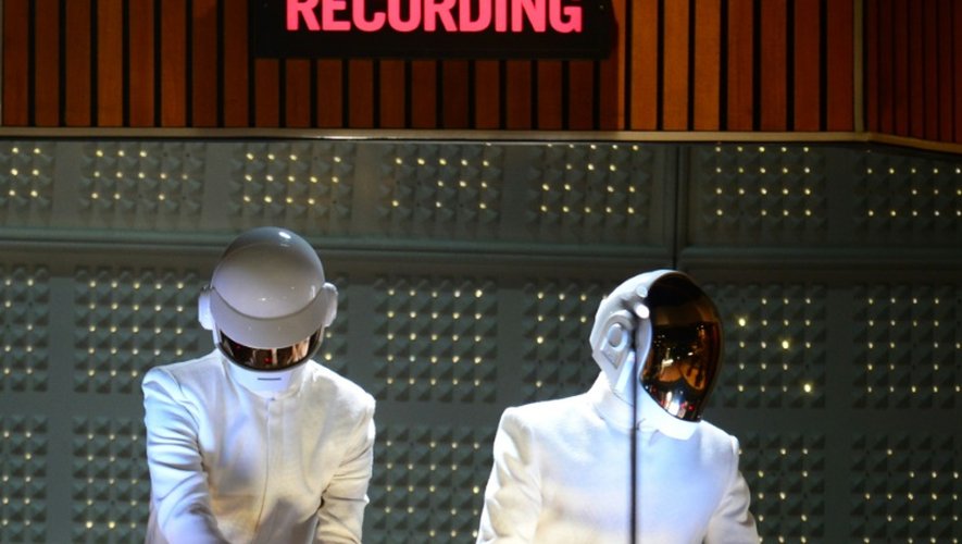 Daftr Punk sur la scène des Grammy Awards, le 26 janvier 2014 à Los Angeles