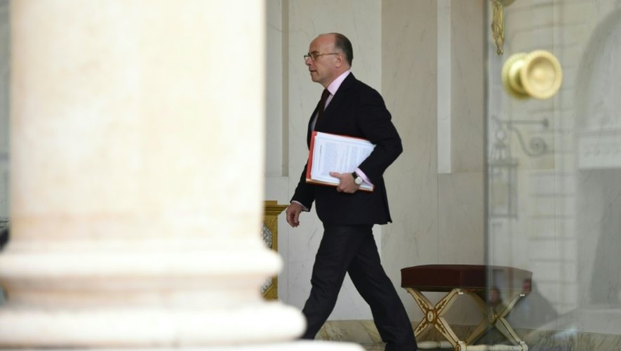 Le ministre de l'Intérieur Bernard Cazeneuve, le 2 décembre 2015 à l'Elysée à Paris
