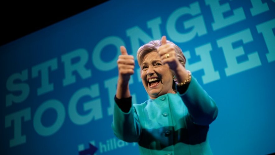 La candidate démocrate Hillary Clinton en campagne le 14 octobre 2016 à Seattle