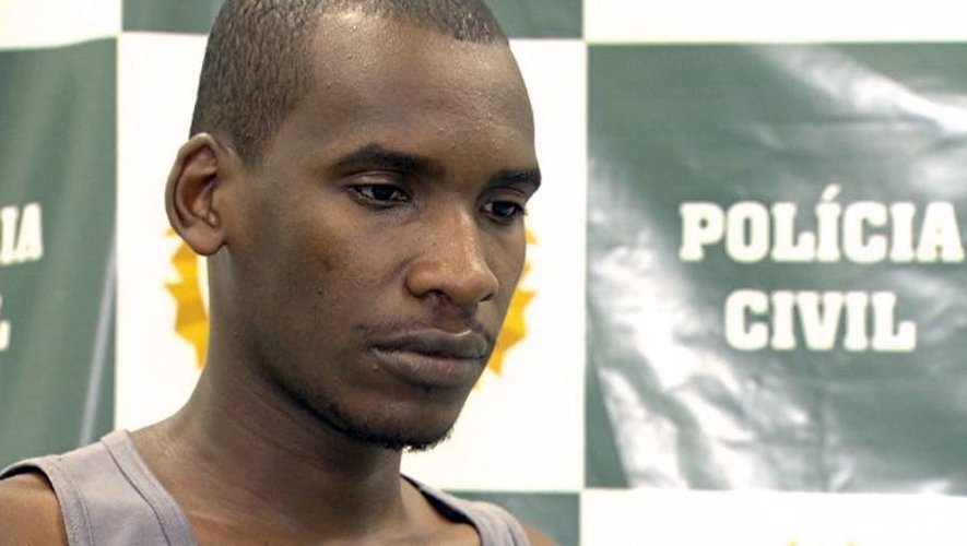 Cliché fourni le 11 décembre 2014 par la police de Rio de Janeiro de Sailson Jose das Graças, un Brésilien de 26 ans qui a avoué le meurtre de 42 personnes