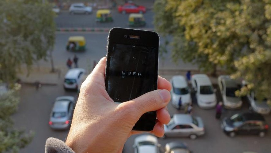 L'applicatin Uber sur un smartphone le 7 décembre 2014 à New Delhi