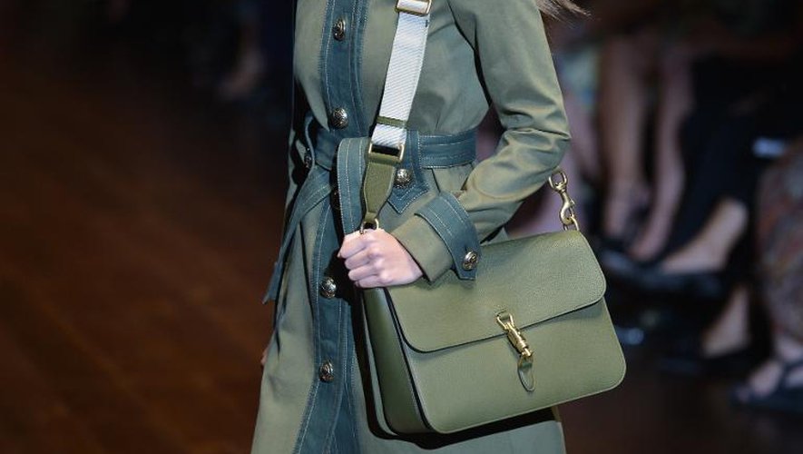 Un sac présenté lors d'un défilé de la marque Gucci pour sa collection printemps 2015, en septembre 2014 à Milan