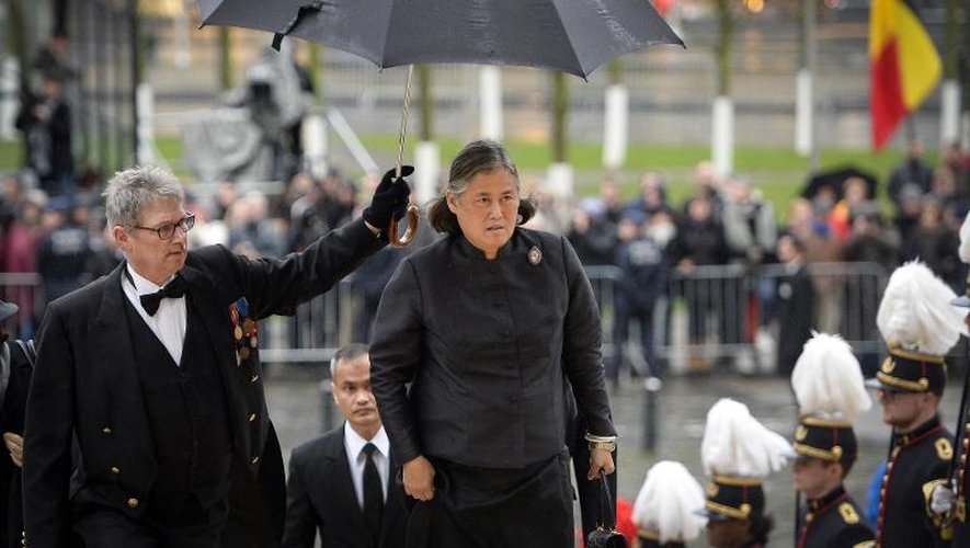 La princesse Sirindhorn de Thaïlande assiste aux funérailles de la reine Fabiola à Bruxelles, le 12 décembre 2014