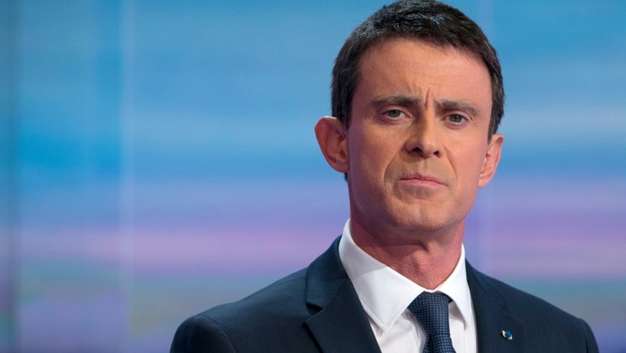 Le Premier ministre Manuel Valls sur le plateau de TF1 le 7 décembre 2015