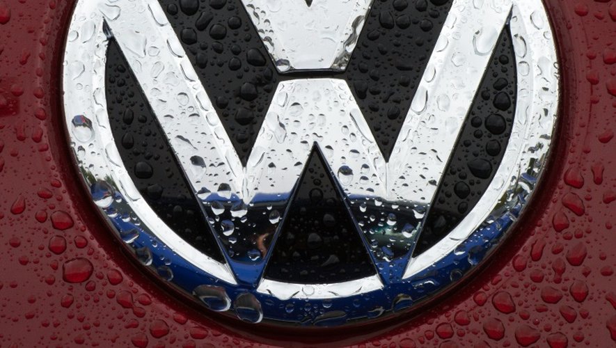 Le 1er octobre 2015 , un logo de la marque Volkswagen dans une concession automobile à Gaithersburg dans le Maryland, aux Etats-Unis