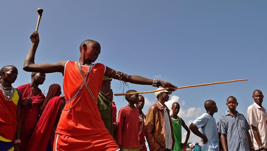 Un concurrent des "Jeux Olympiques masaï", à Kimani au Kenya le 13 décembre 2014