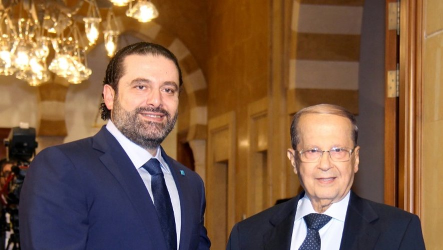 L'ex-général Michel Aoun (D) et l'ancien Premier ministre Saad Hariri, le 20 octobre 2016 à Beyrouth