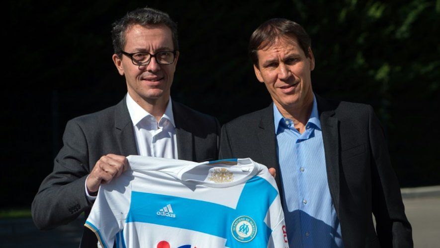 Le président de l'OM Jacques-Henri Eyraud et le nouvel entraîneur du club Rudi Garcia, le 21 octobre 2016 à Marseille