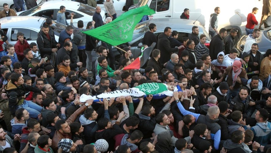 Les obsèques le 11 décembre 2015 de Oudaï Irshaid, un Palestinien de 22 ans, tué quelques heures plus tôt à Hébron lors de heurts avec des soldats israéliens