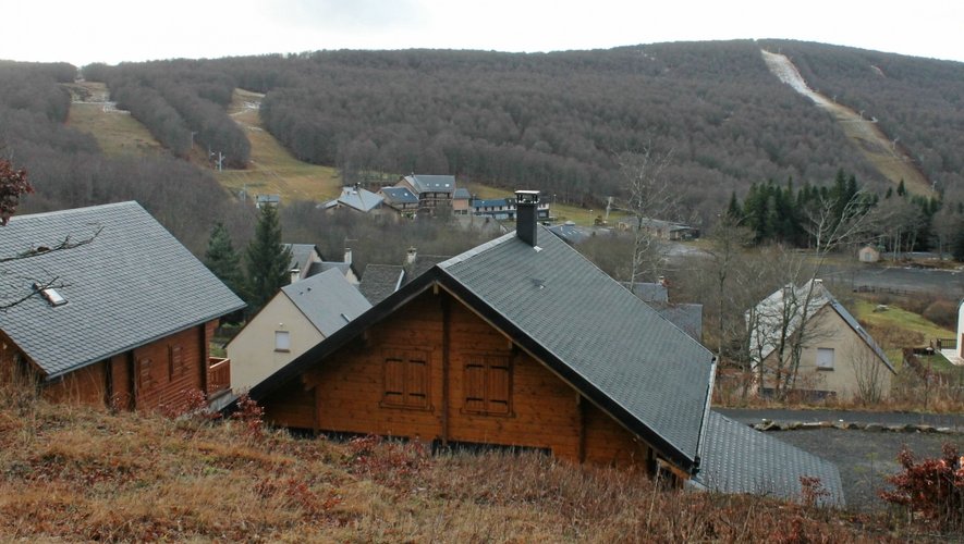 La station de Brameloup attend l’or blanc en février pour assurer la saison.