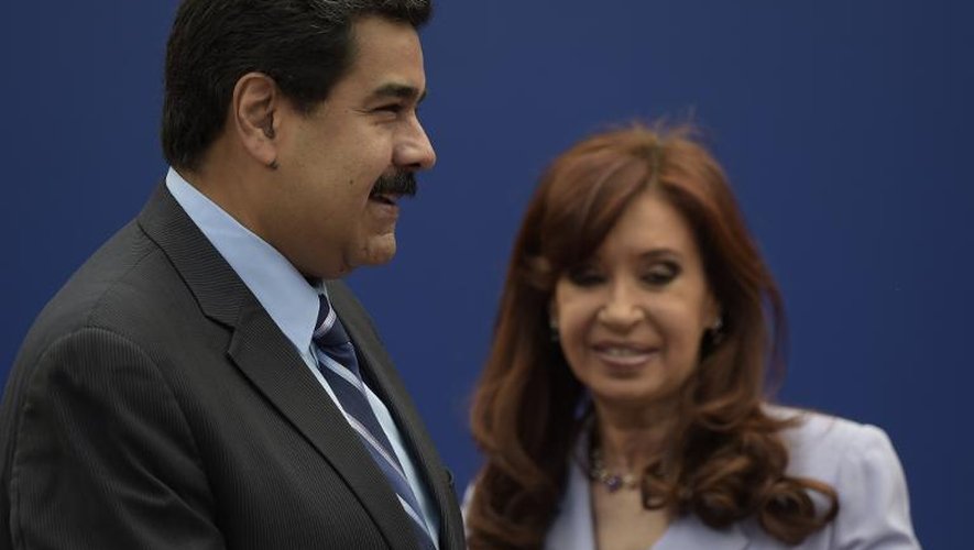 Le président vénézuélien Nicolas Maduro et son homologue argentine Cristina Kirchner le 17 à décembre 2014 à Parana en Argentine