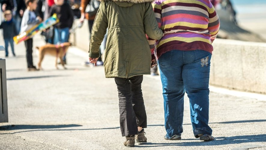 Entre 30 et 69 ans, "près d'un Français sur deux" est en surpoids et plus de 15% de cette tranche d'âge est touchée par l'obésité, selon une étude publiée par l'Inserm