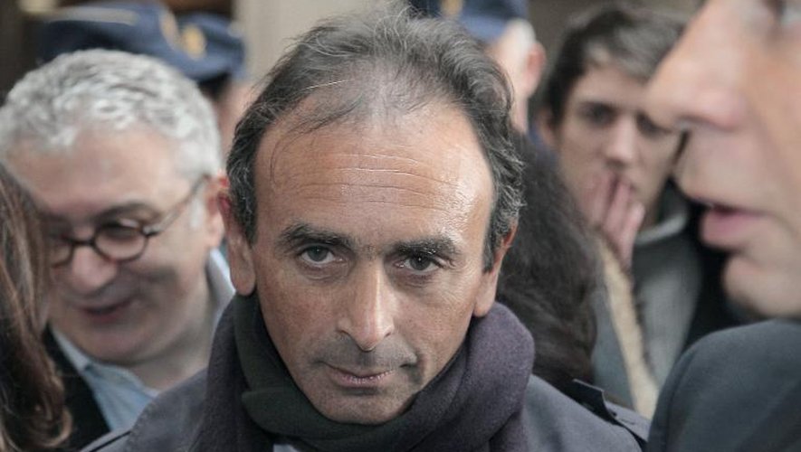 Le chroniqueur, journaliste et écrivain Eric Zemmour arrive au Tribunal correctionnel de Paris le 11 janvier 2011