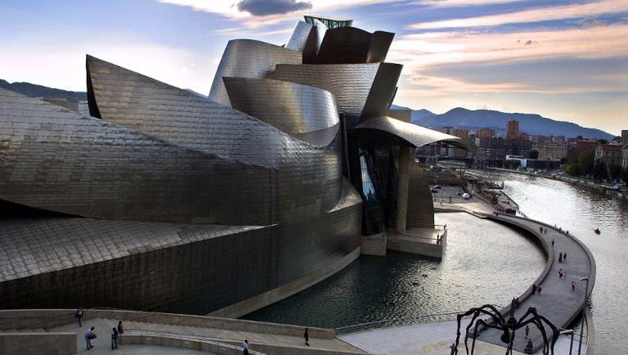 Le Musée Guggenheim de Bilbao le 2 octobre 2001