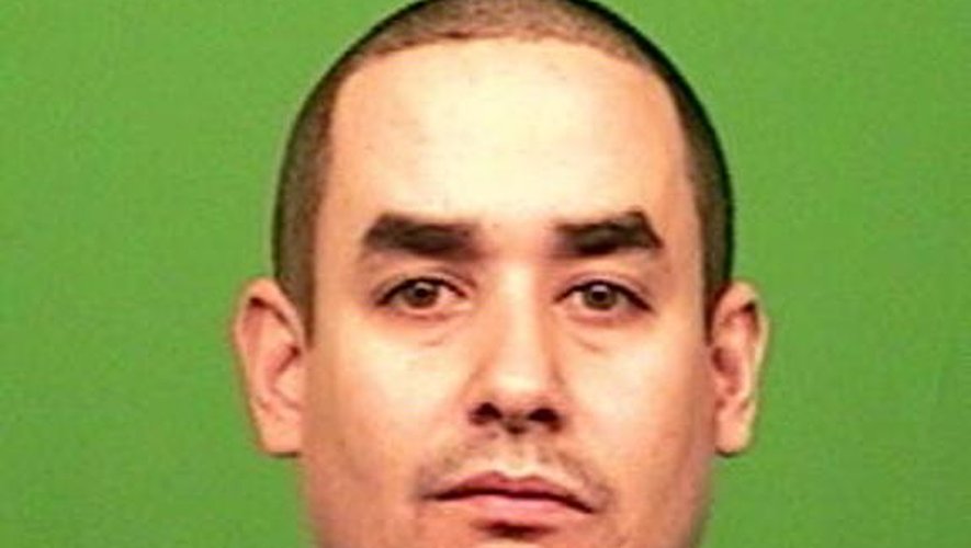 Portrait non daté fourni par la police new-yorkaise de Rafael Ramos, l'un des deux policiers tué le 20 décembre 2014 à New York