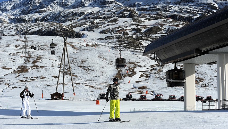 Une trentaine de pistes (sur 130) étaient skiables à L’Alpe d’Huez mi-décembre.