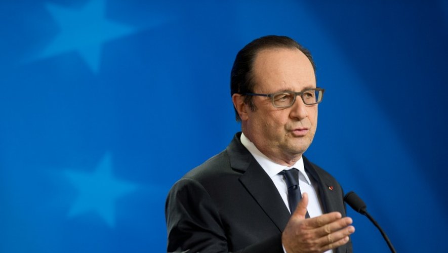 François Hollande lors d'une conférence de presse le 17 décembre 2015 à Bruuxelles