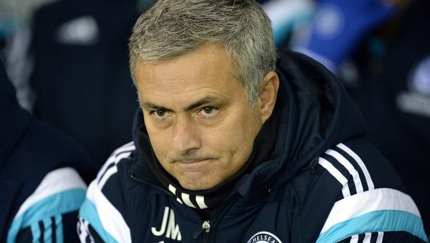 L'entraîneur de Chelsea José Mourinho lors d'un match de Coupe de la Ligue face à Derby County, le 16 décembre 2014 à Derby