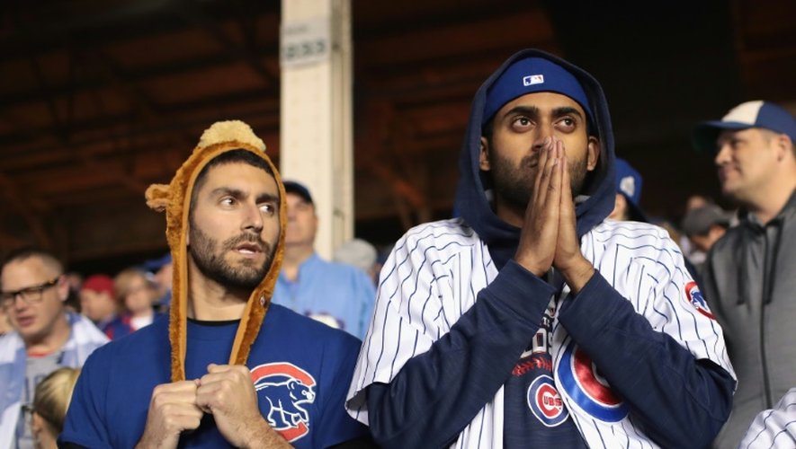 Des supporters des Cubs lors du 3e match des World Series face aux  Cleveland Indians, le 28 octobre 2016 à Chicago