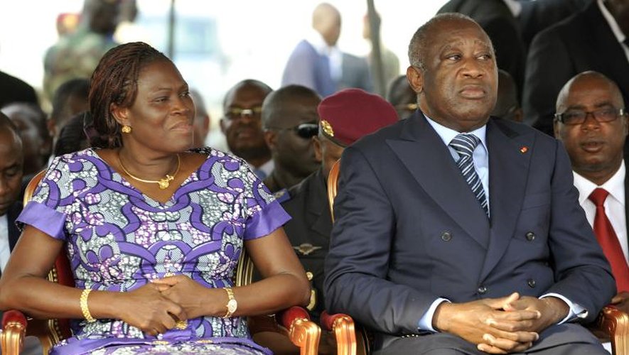 Photo du 4 février 2011 de Simone Gbagbo et de son mari Laurent Gbagbo, alors président de Côte d'Ivoire, à Abidjan