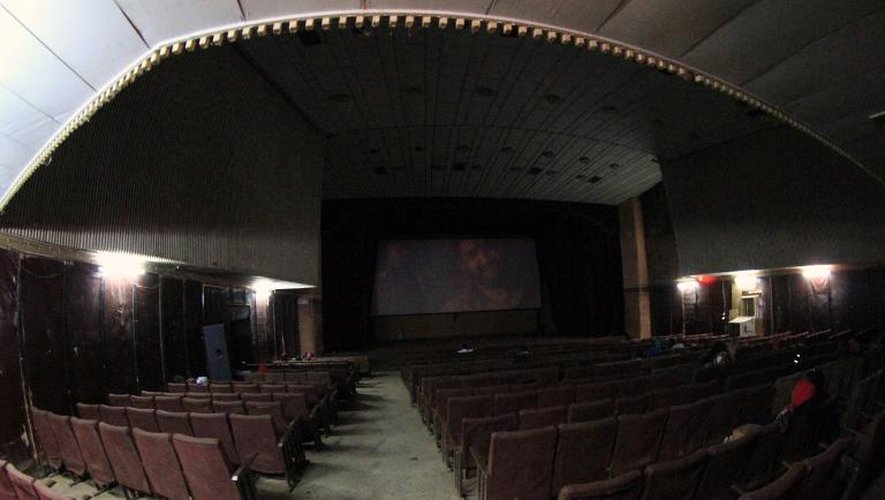 Un projection au cinéma Le Palais de la jeunesse et des enfants à Omdourman, près de Khartoum, le 22 décembre 2014