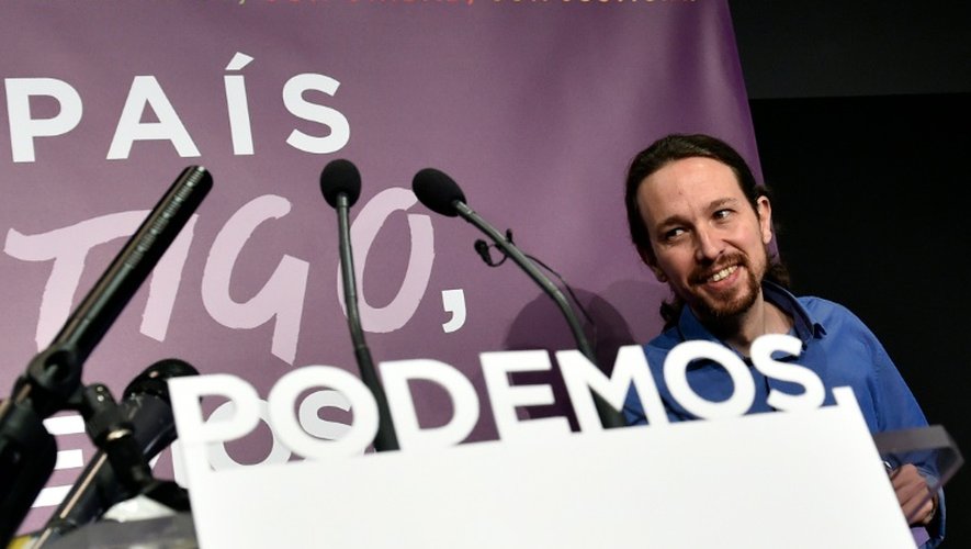 Pablo Iglesias responsable du parti Podemos, lors d'une conférence de presse à Madrid le 20 décembre 2015
