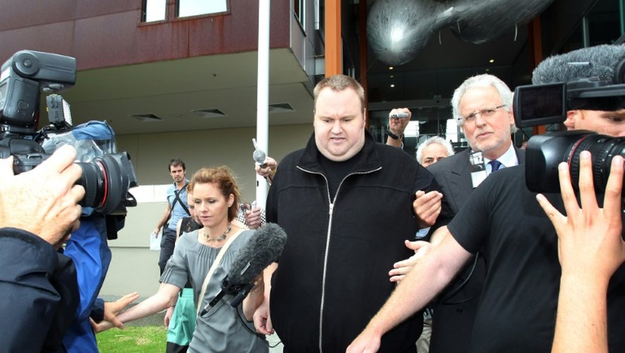 Kim Dotcom le 22 février 2012 à la sortie du tribunal Auckland