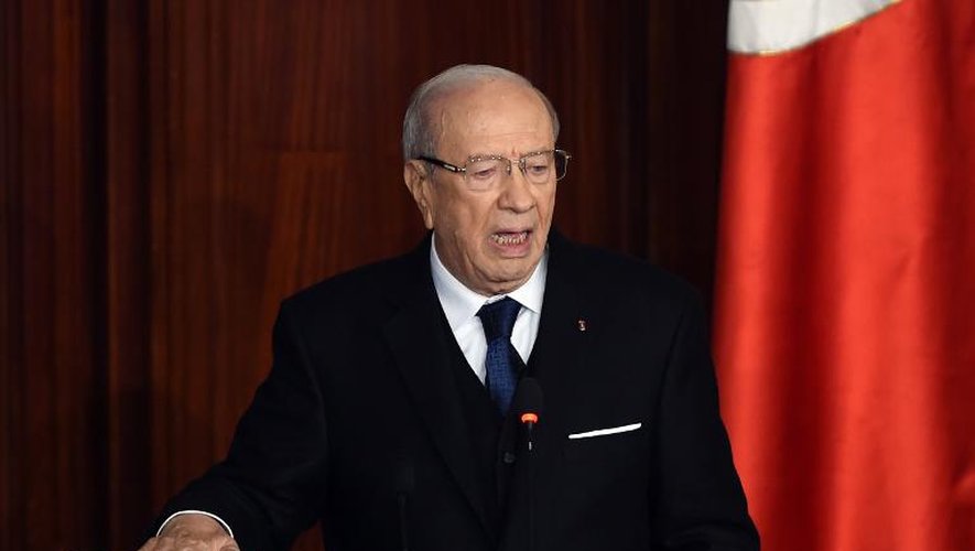 Béji Caïd Essebsi prête serment le 31 décembre 2014 à l'assemblée nationale à Tunis