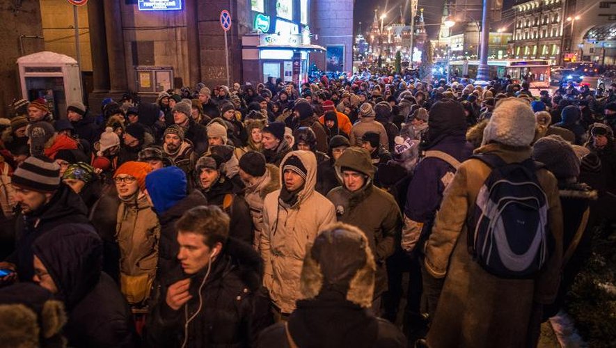 Des manifestants, le 30 décembre 2014 dans le centre de Moscou