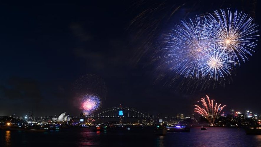 Le feu d'artifice du Nouvel an au dessus de Sydney le 31 décembre 2014