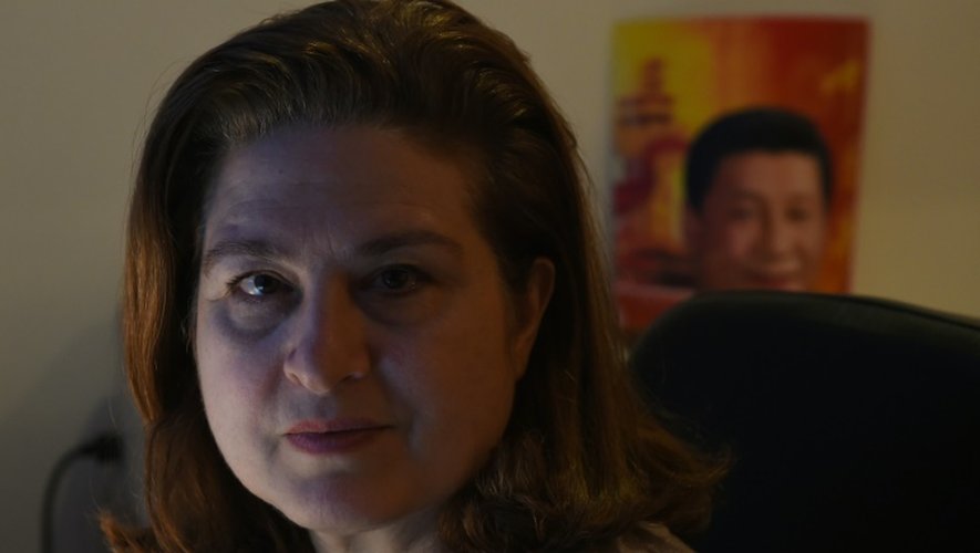 Ursula Gauthier, la correspondante de l'Obs en Chine, le 26 décembre 2015 dans son appartement à Pékin