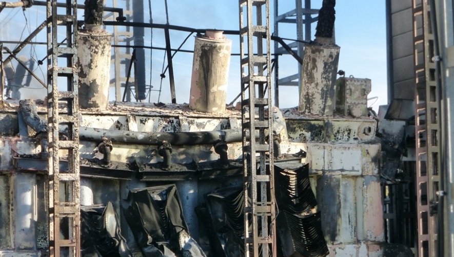 Brommat : un transformateur électrique détruit par les flammes