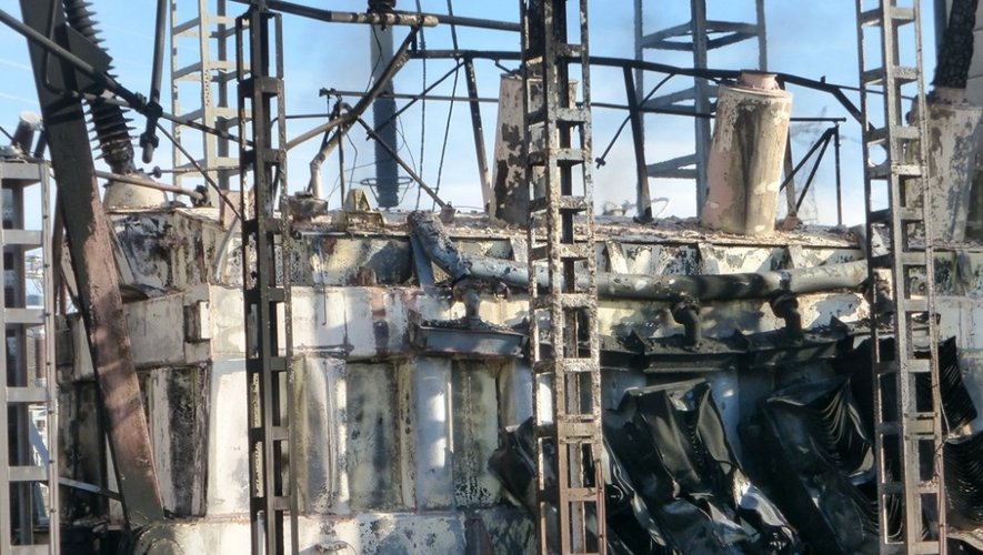 Brommat : un transformateur électrique détruit par les flammes