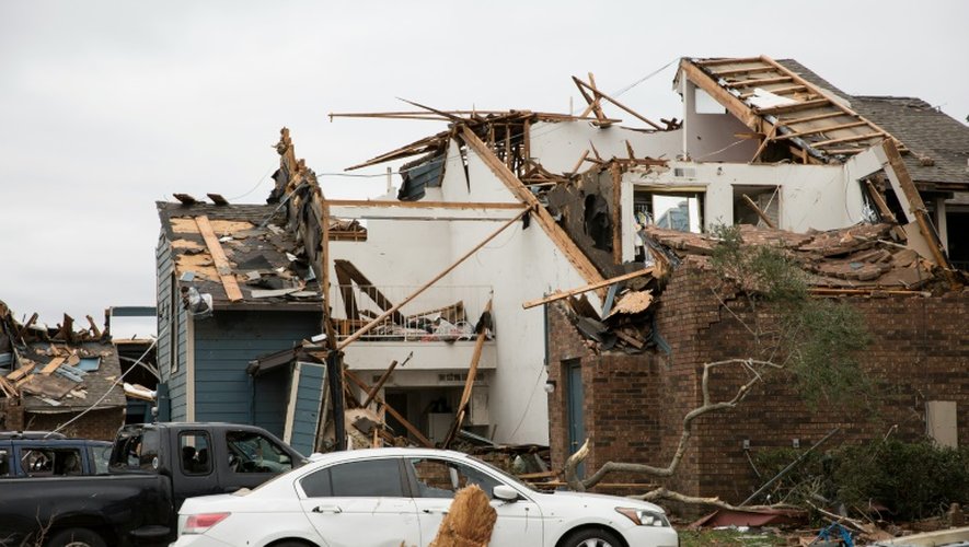 Habitations détruites après le passage d'une tornadele 28 décembre 2015 à Garland au Texas