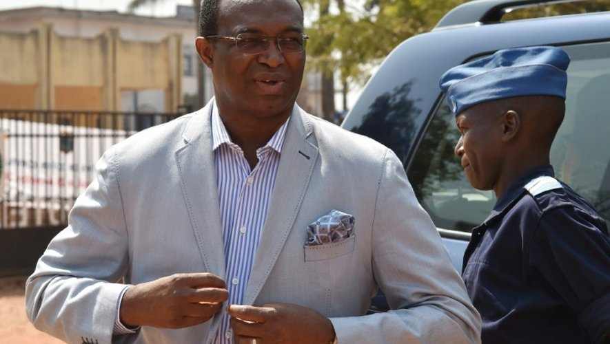 Anicet Georges Doleguele à son arrivée au bureau de vote le 30 décembre 2015 à Bangui