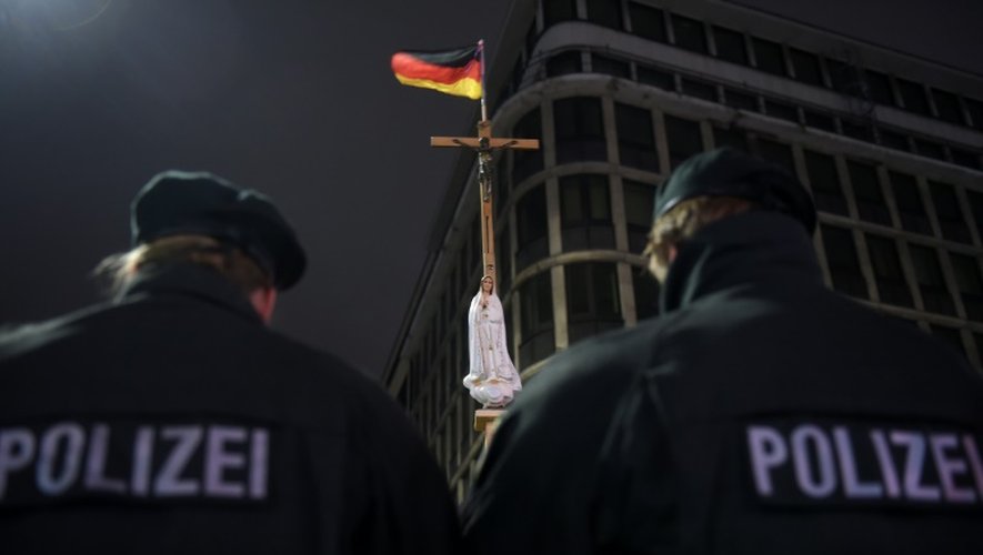 La police allemande a mis en garde jeudi soir contre un "attentat prévu" à Munich