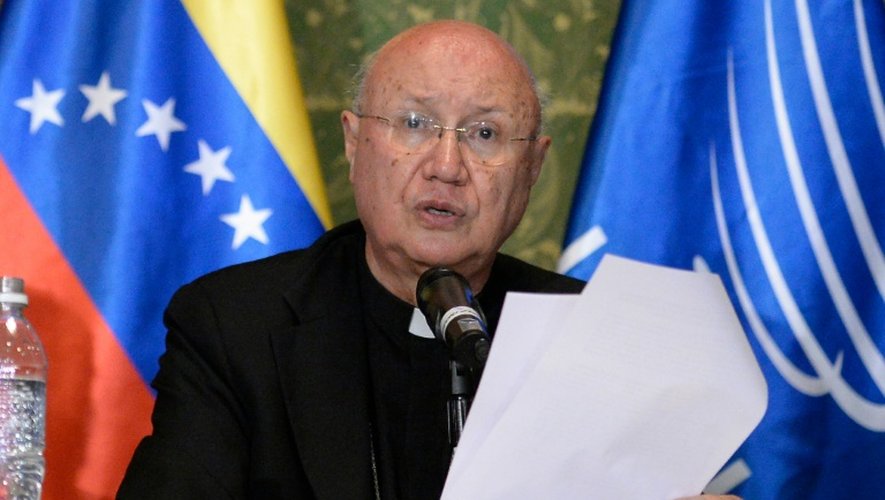 L'envoyé du Vatican, Monseigneur, Claudio Maria Celli, le 12 novembre 2016 à Caracas
